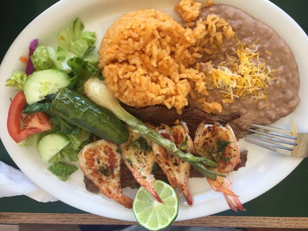 Playa Azul Mariscos Restaurant | restaurant | 1281 N Santa Fe Ave # Y, Vista, CA 92084, USA | 7609414522 OR +1 760-941-4522
