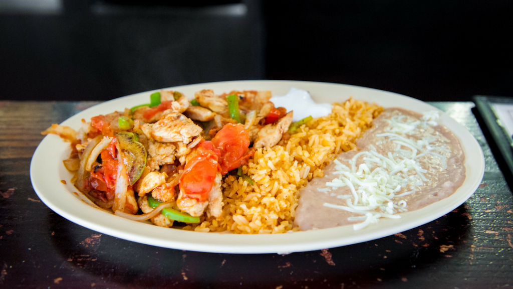 Taqueria Guadalupana #3 | restaurant | 3160 Austin Peay Hwy, Memphis, TN 38128, USA | 9013864641 OR +1 901-386-4641