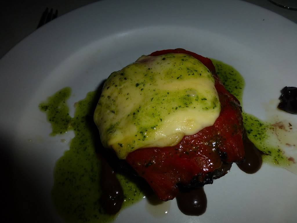 Massimos Eclectic Fine Dining | restaurant | 31876 US-19, Palm Harbor, FL 34684, USA | 7277841881 OR +1 727-784-1881