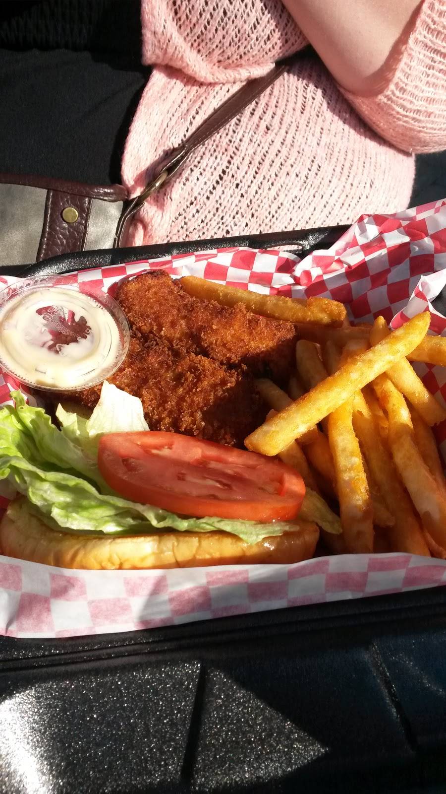 Luis Pizza | restaurant | W3410 S Lake Shore Dr, Lake Geneva, WI 53147, USA | 2622486810 OR +1 262-248-6810