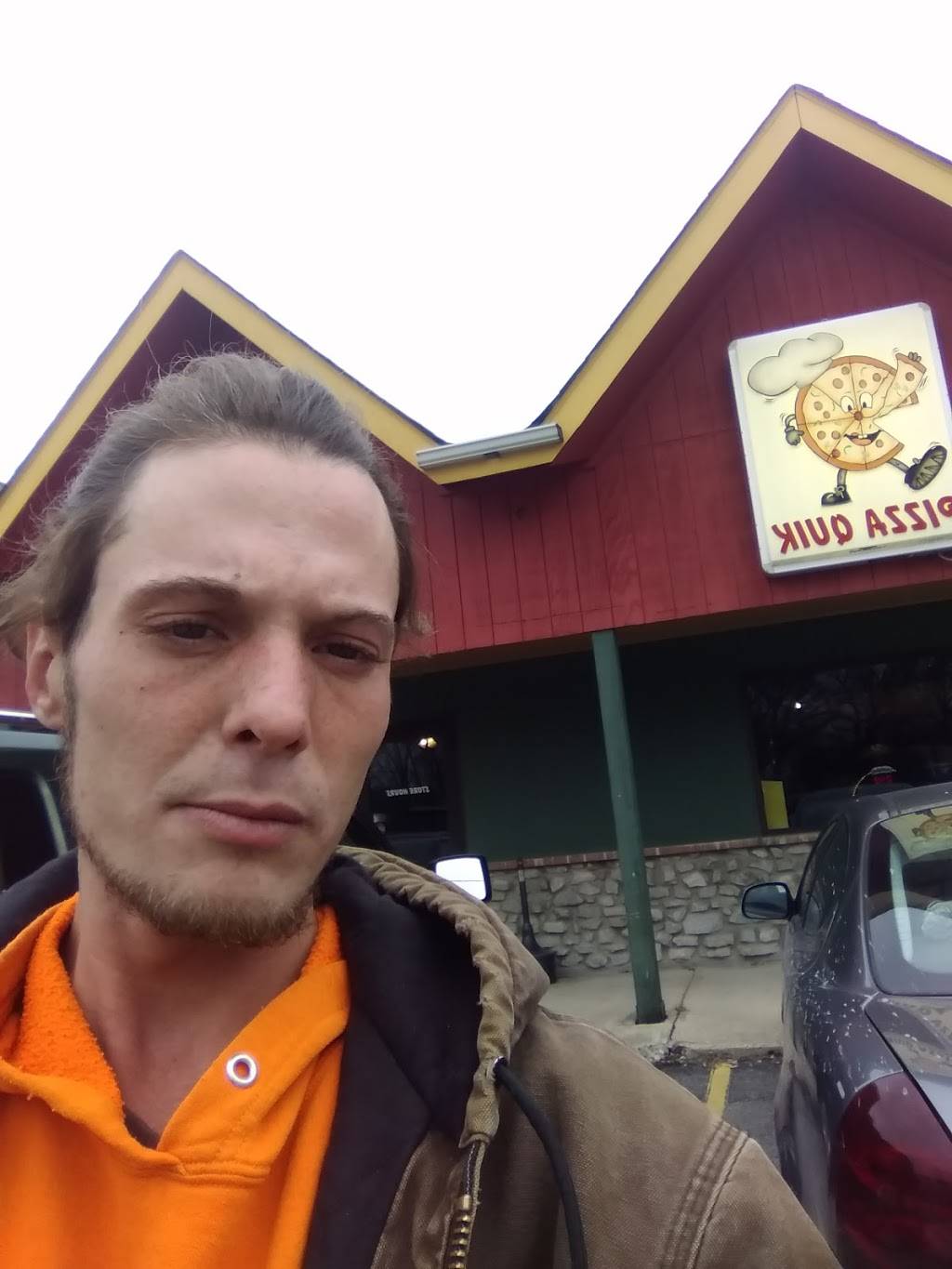 Pizza Quik | restaurant | 2598 S Business 31, Peru, IN 46970, USA | 7654737770 OR +1 765-473-7770