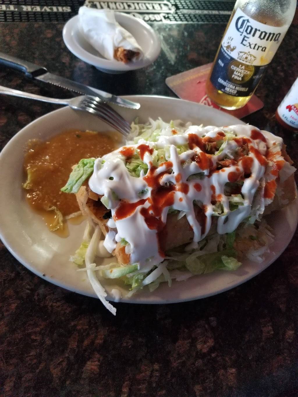 Amigos Restaurant Bar | restaurant | 2831 E Vineyard Ave, Oxnard, CA 93036, USA | 8052780099 OR +1 805-278-0099