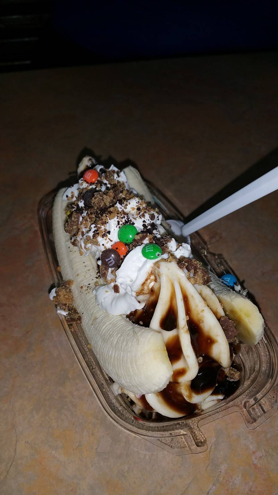 Wienerschnitzel | restaurant | 2172 E Harbor Blvd, Ventura, CA 93001, USA | 8056539280 OR +1 805-653-9280