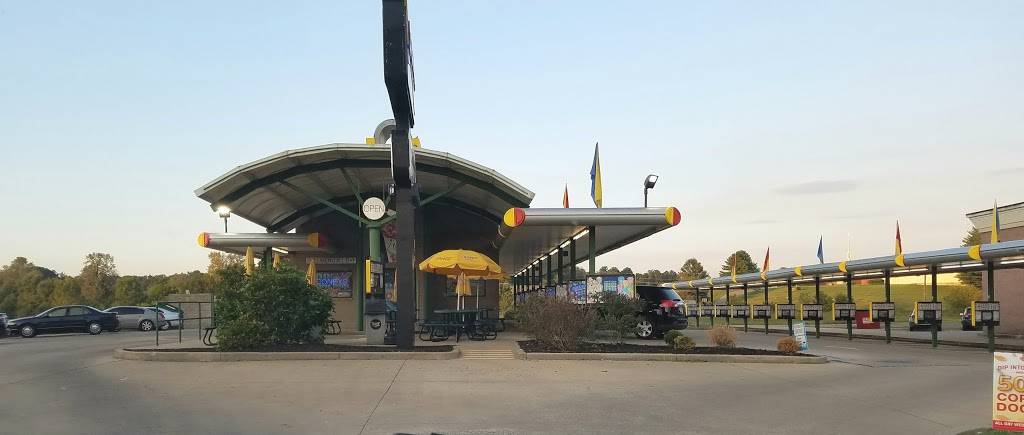 Sonic Drive-In | restaurant | 1764 N Kingshighway St, Cape Girardeau, MO 63701, USA | 5736516676 OR +1 573-651-6676