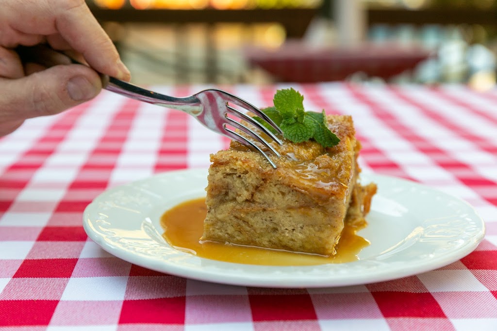 66 Smokehouse BBQ | cafe | 11470 OR-66, Ashland, OR 97520, USA | 5413291459 OR +1 541-329-1459