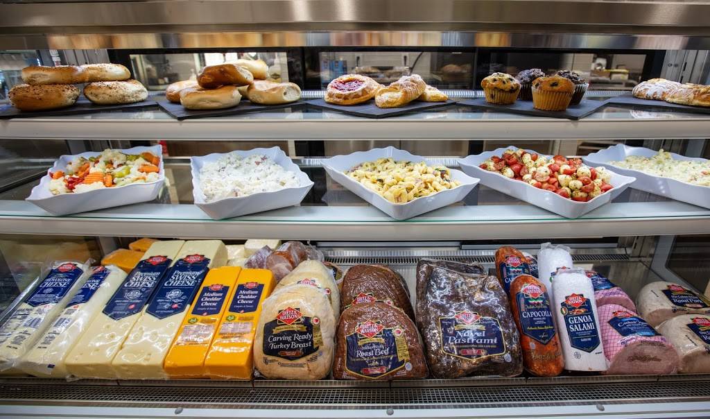 Fresco Cafe | cafe | 3611 Collins Ave, Miami Beach, FL 33140, USA | 3055328831 OR +1 305-532-8831