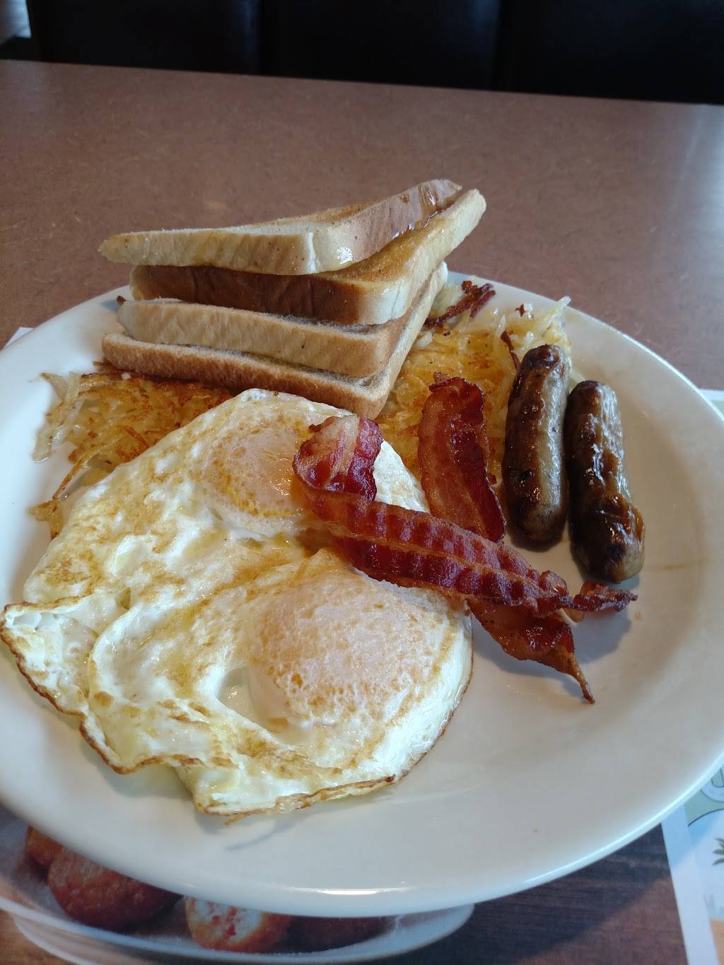 Dennys | restaurant | 411 NY-211, Middletown, NY 10940, USA | 8453434841 OR +1 845-343-4841