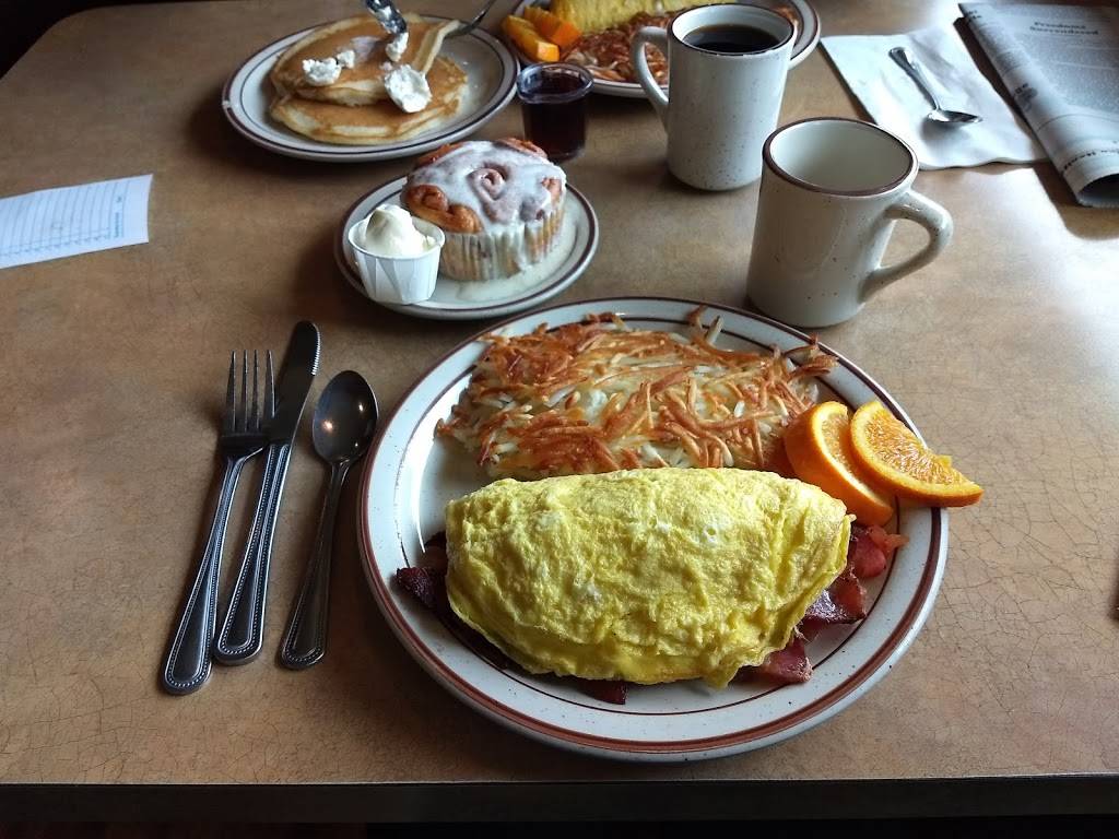 Humpty Dumpty Kitchen | restaurant | 1711 E Main St, Grass Valley, CA 95945, USA | 5302722251 OR +1 530-272-2251