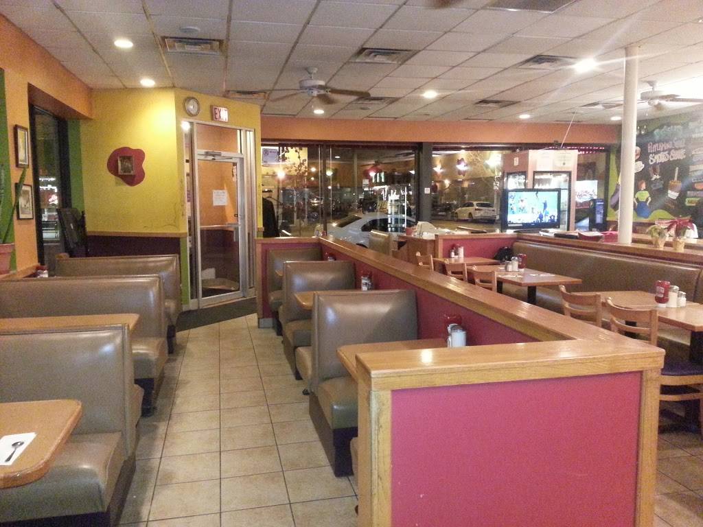 Stellas Diner | restaurant | 5316, 3042 N Broadway, Chicago, IL 60657, USA | 7734729040 OR +1 773-472-9040