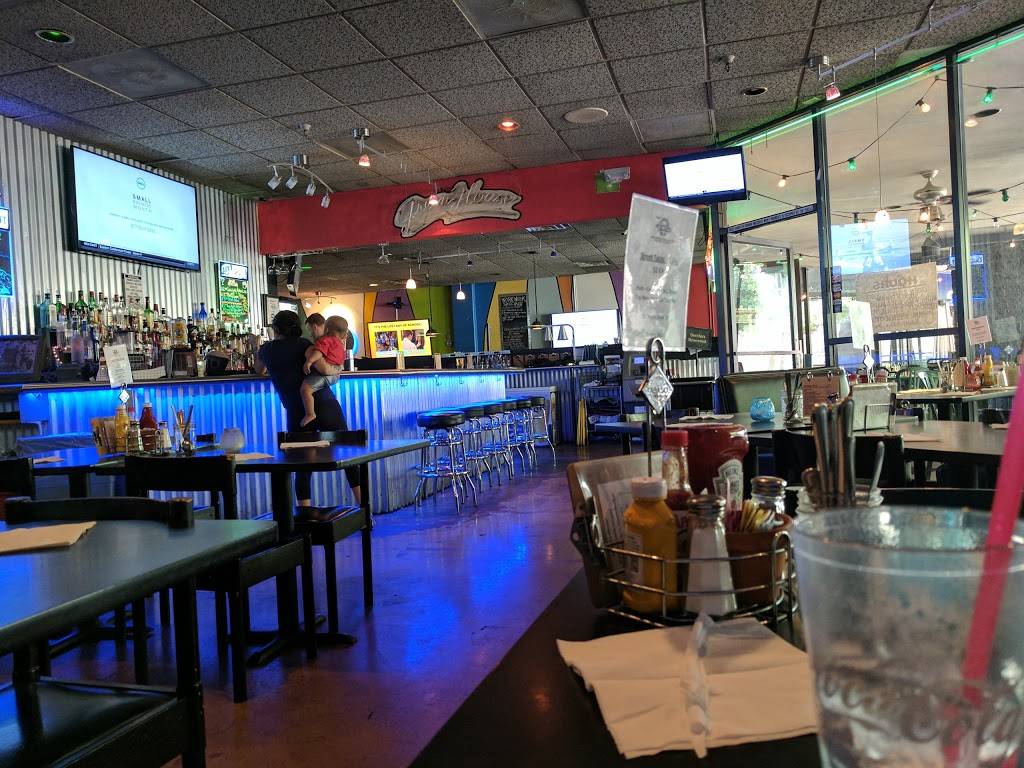 Steves Greenhouse Grill | restaurant | 139 E Adams St, Phoenix, AZ 85004, USA | 6022522742 OR +1 602-252-2742