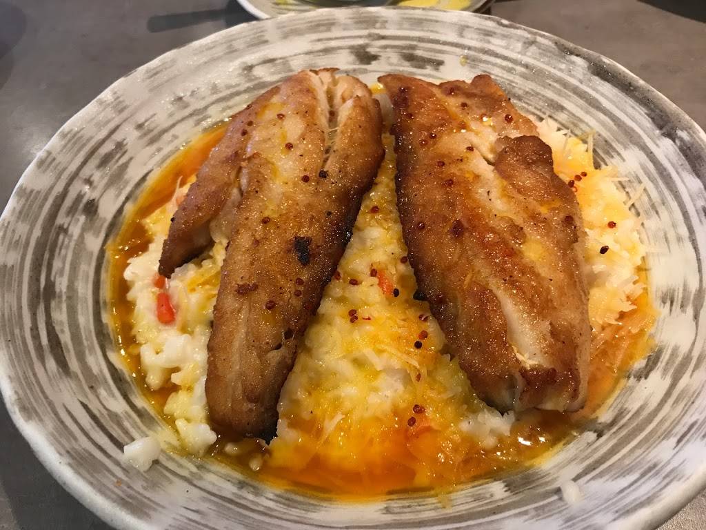 Mercado 31 Estacionamiento | restaurant | 1104 NE 164th St, North Miami Beach, FL 33162, USA | 3059473338 OR +1 305-947-3338