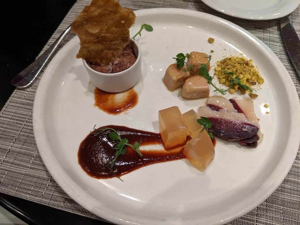 Perspectives Restaurant at Brookstreet | restaurant | 525 Legget Dr, Kanata, ON K2K 2W2, Canada | 6132711800 OR +1 613-271-1800