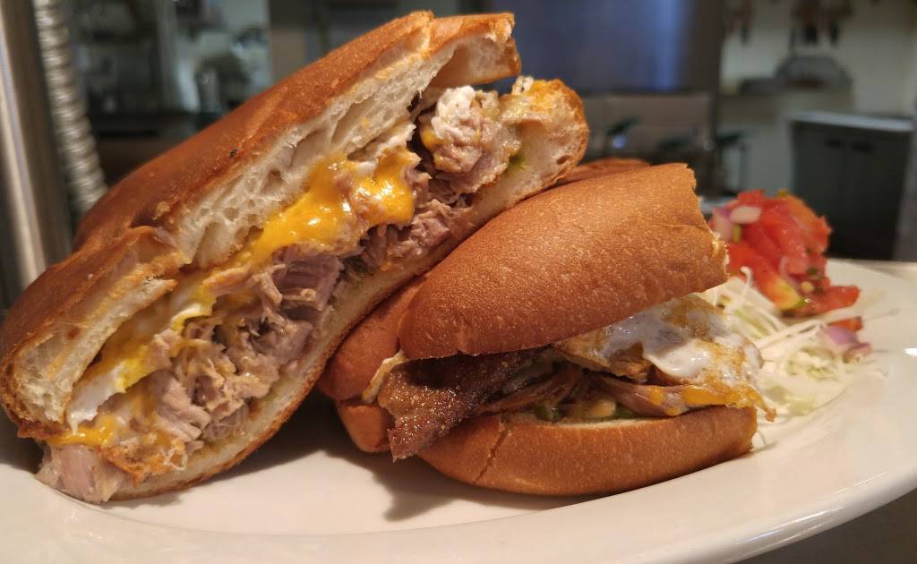 Wild Ritas | restaurant | 445 E Market St, Louisville, KY 40202, USA | 5025847482 OR +1 502-584-7482