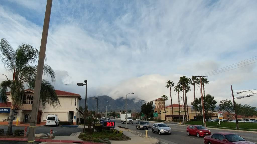 Starbucks | cafe | 8678 19th St #100, Rancho Cucamonga, CA 91701, USA | 9094812784 OR +1 909-481-2784