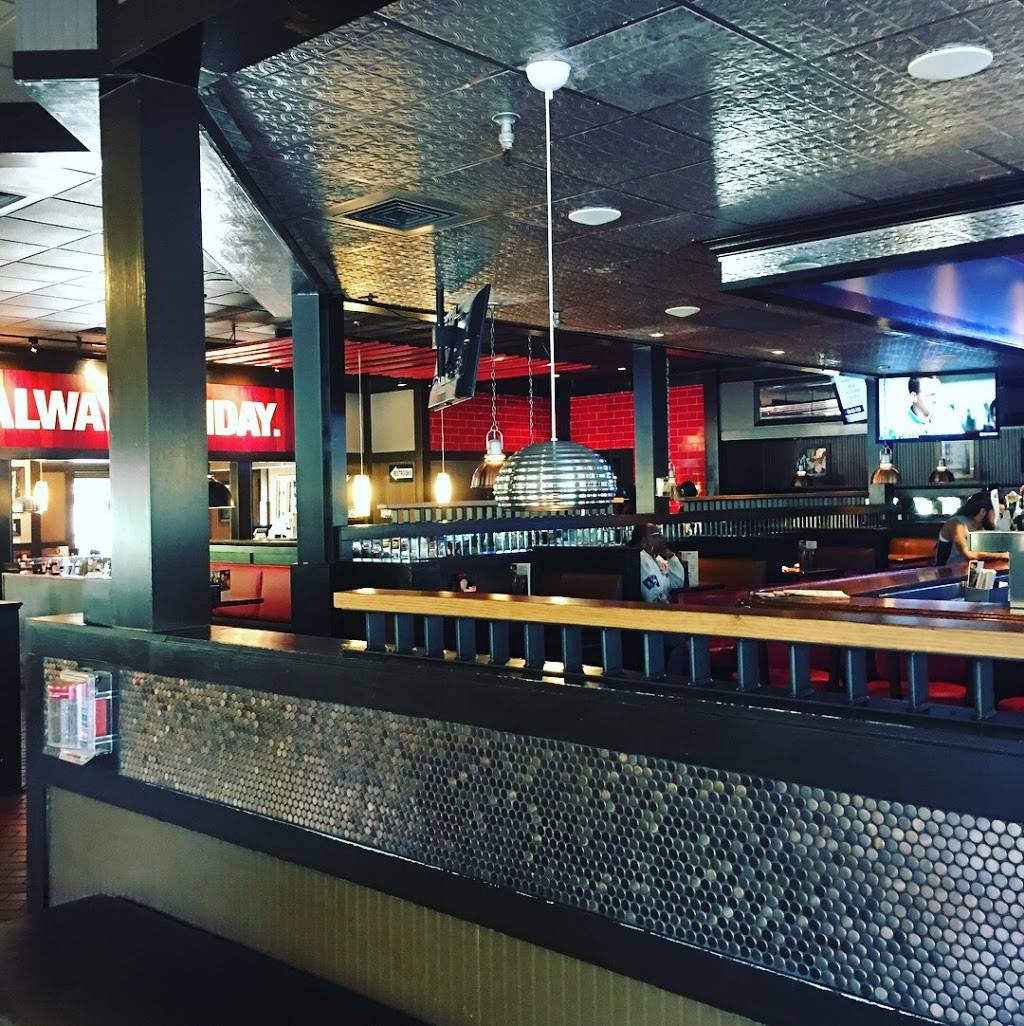 TGI Fridays | restaurant | 409 W W.T.Harris Blvd, Charlotte, NC 28262, USA | 7045488113 OR +1 704-548-8113