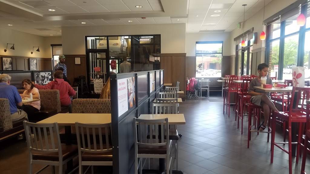 Chick-fil-A | restaurant | 2710 S Colorado Blvd, Denver, CO 80222, USA | 3037574320 OR +1 303-757-4320