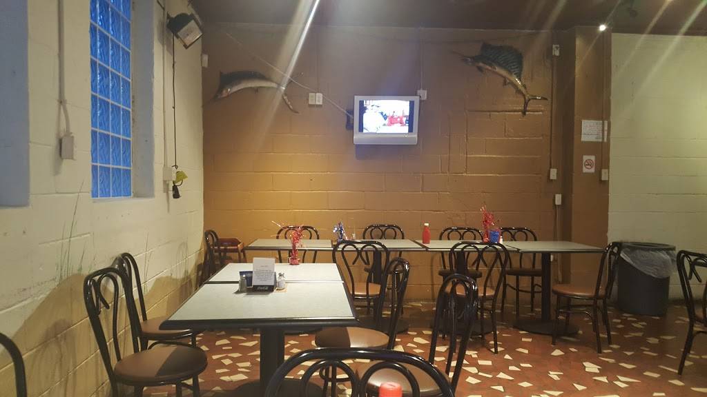 Sea Hut | restaurant | 354 E Franklin St, Monroe, NC 28112, USA | 7046358981 OR +1 704-635-8981