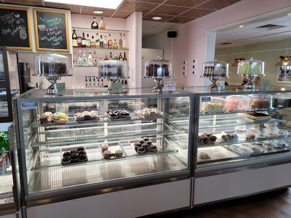 Angelina European Cafe | restaurant | 220 Huffman Mill Rd, Burlington, NC 27215, USA | 3366397202 OR +1 336-639-7202