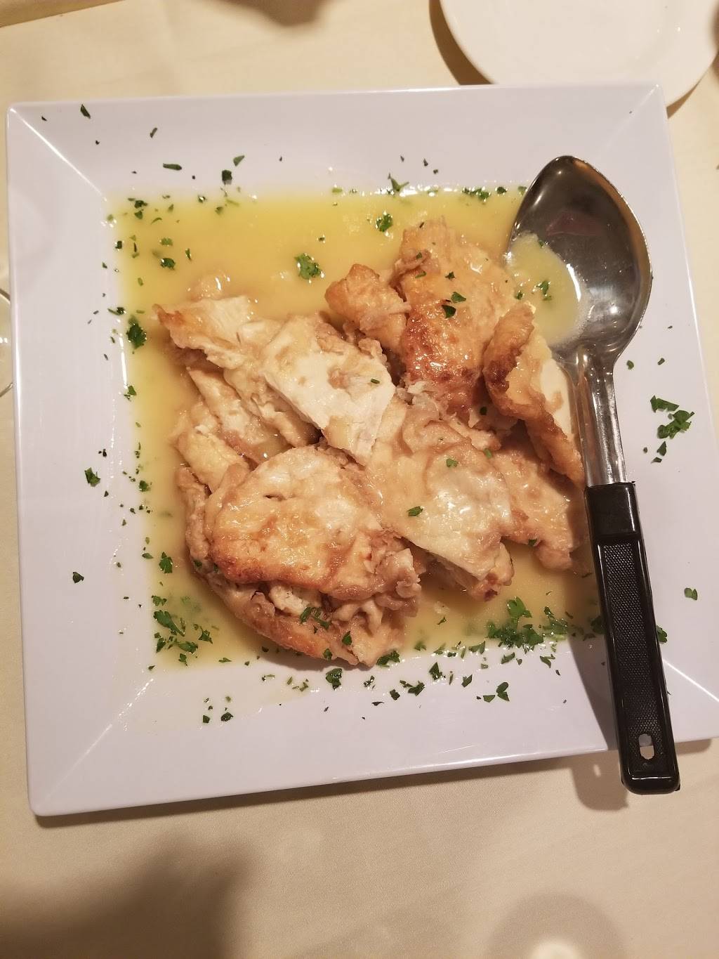 Mama Lenas Restaurant & Pizza | restaurant | 28 W Pond Rd, Perth Amboy, NJ 08861, USA | 7324423636 OR +1 732-442-3636