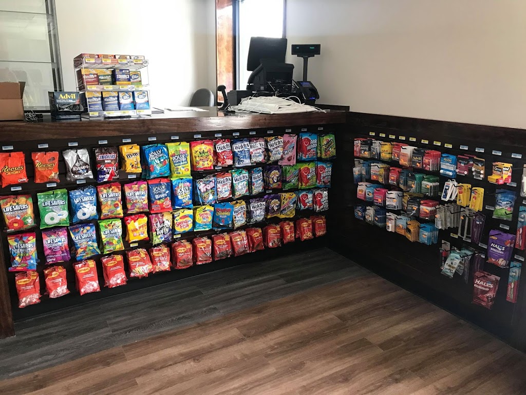 I-22 Chevron Guin | meal takeaway | 5646 AL-44, Guin, AL 35563, USA | 2054302898 OR +1 205-430-2898