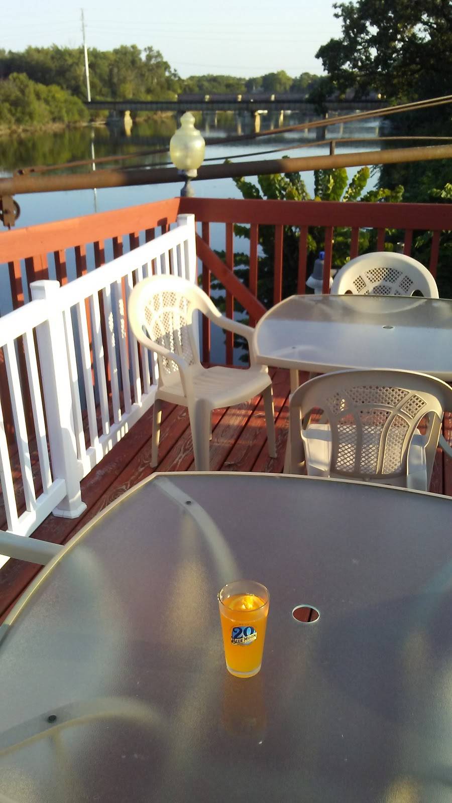 Montes Riverside Inn | restaurant | 903 Norris Dr, Ottawa, IL 61350, USA | 8154345000 OR +1 815-434-5000