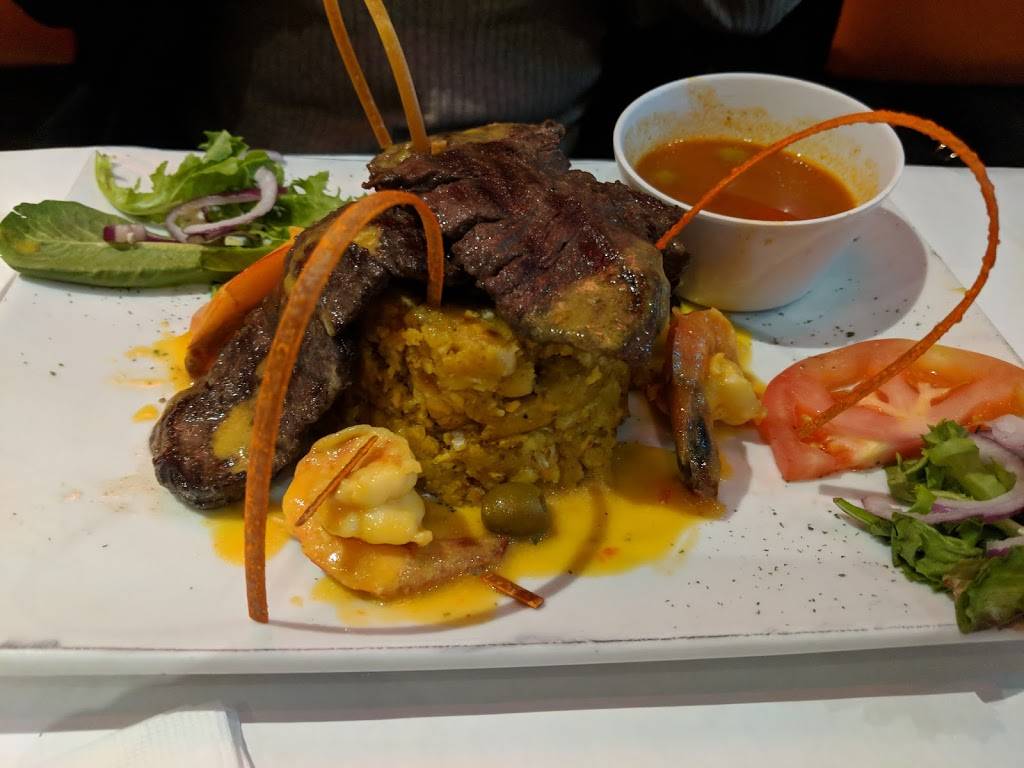 La Cocina Boricua | restaurant | 2245 Westchester Ave, Bronx, NY 10462, USA | 3472815375 OR +1 347-281-5375