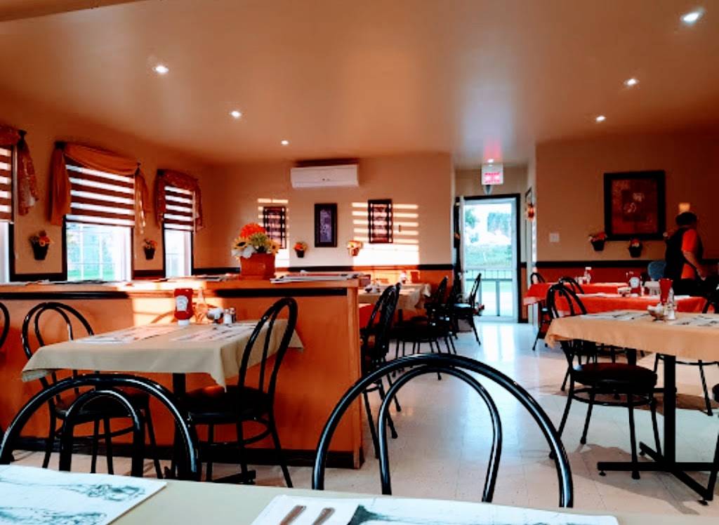 Resto au coin | restaurant | 1418 QC-309, Notre-Dame-de-la-Salette, QC J0X 2L0, Canada | 8197662656 OR +1 819-766-2656