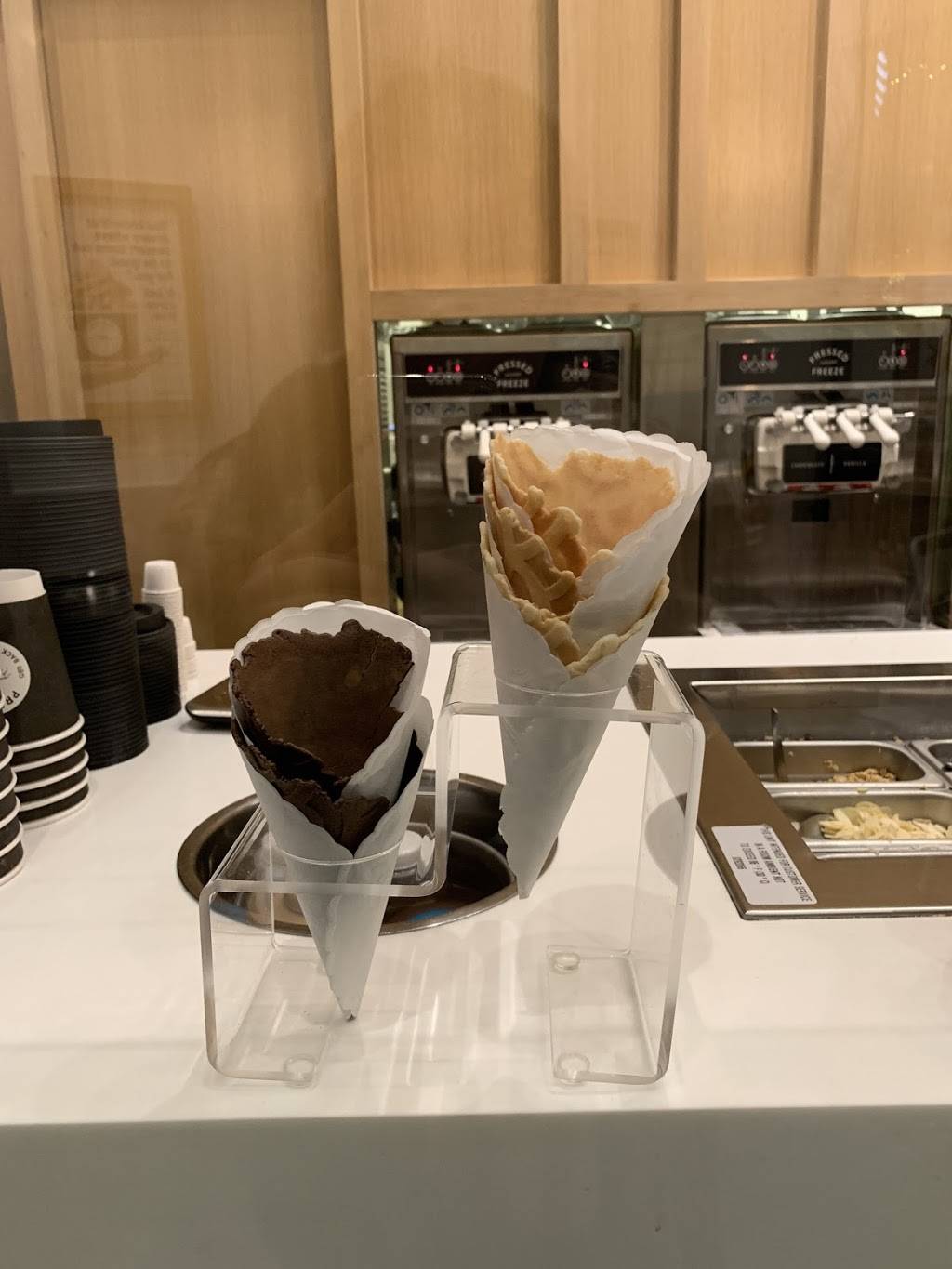 Pressed Juicery | restaurant | 545 Bellevue Square # A, Bellevue, WA 98004, USA | 4254540592 OR +1 425-454-0592