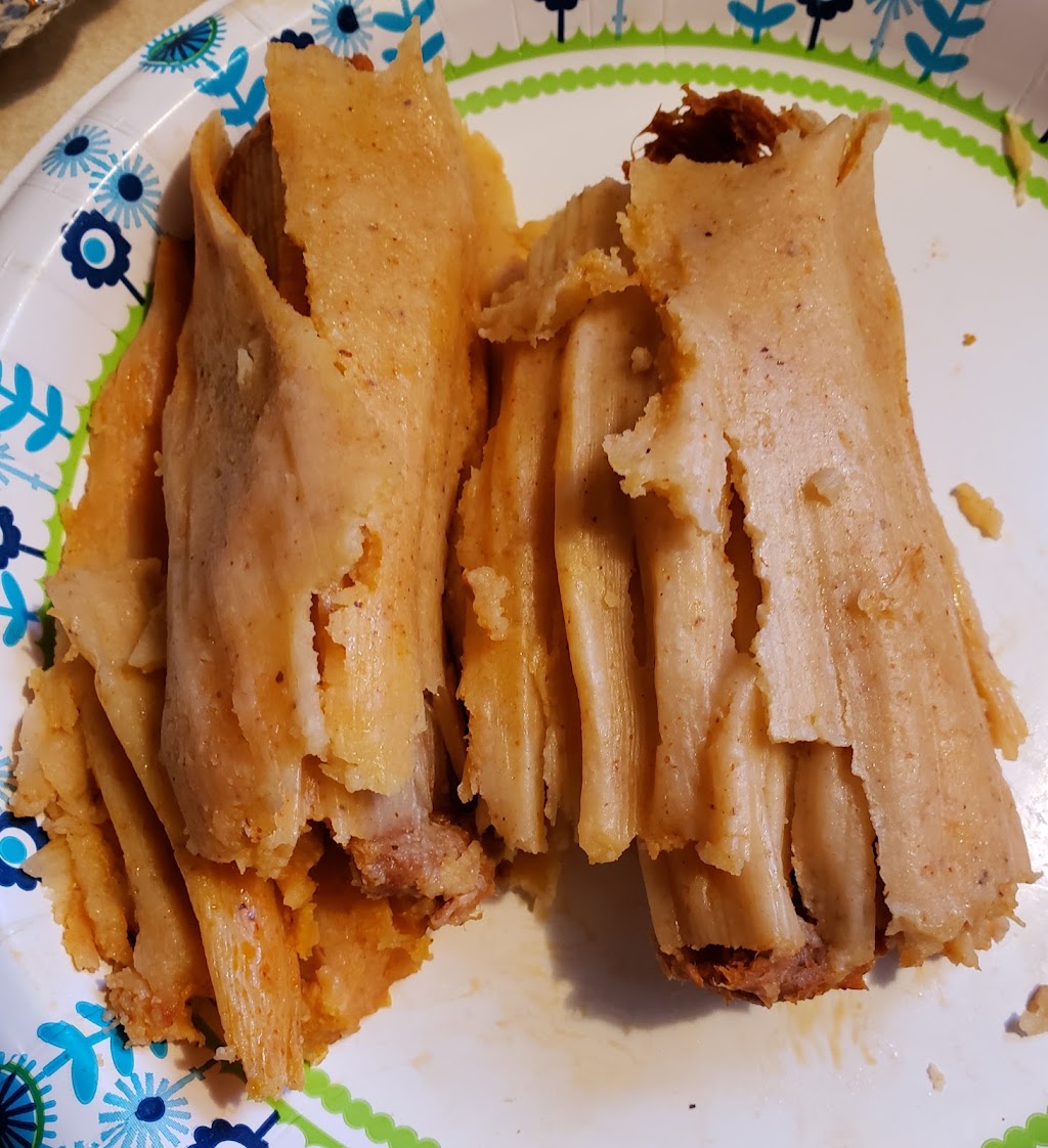 Lizs Tamale House | restaurant | 1243 Eilers Ave, Pueblo, CO 81006, USA | 7195831744 OR +1 719-583-1744