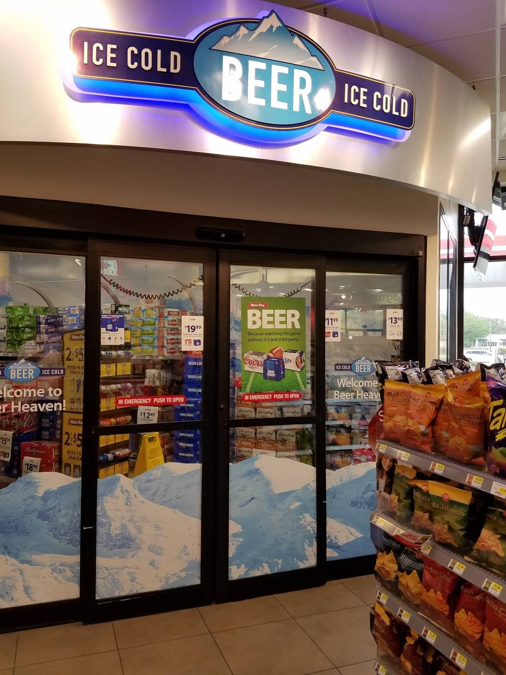 RaceTrac | bakery | 934 Havendale Blvd NW, Winter Haven, FL 33881, USA | 8632993251 OR +1 863-299-3251
