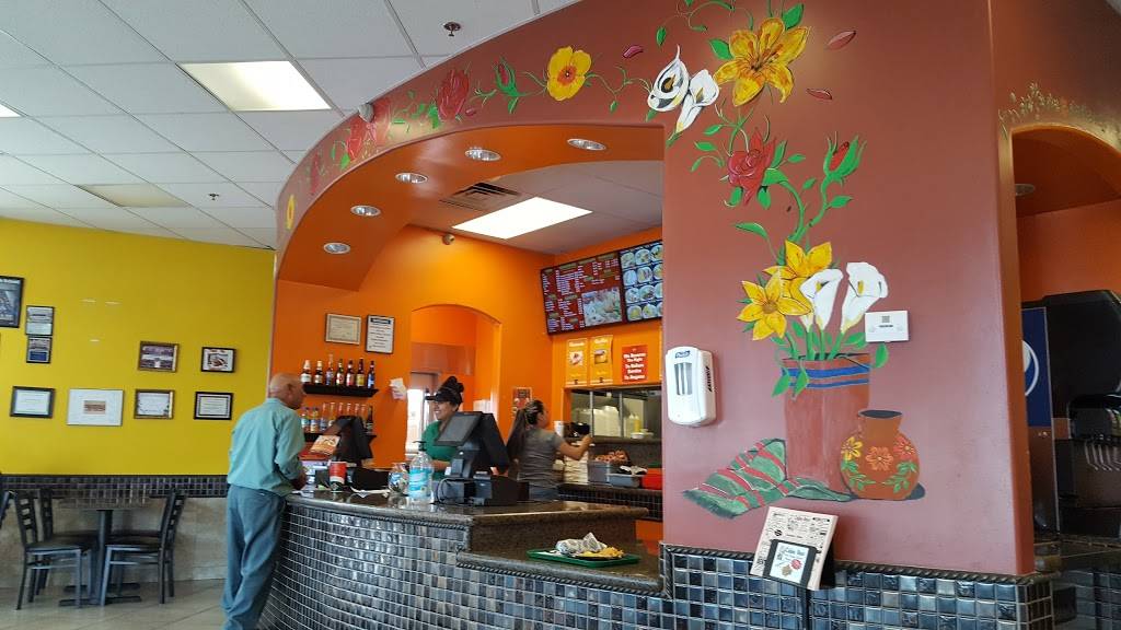 Federicos Mexican Food | restaurant | 16995 W Greenway Rd #100, Surprise, AZ 85388, USA | 6235840717 OR +1 623-584-0717