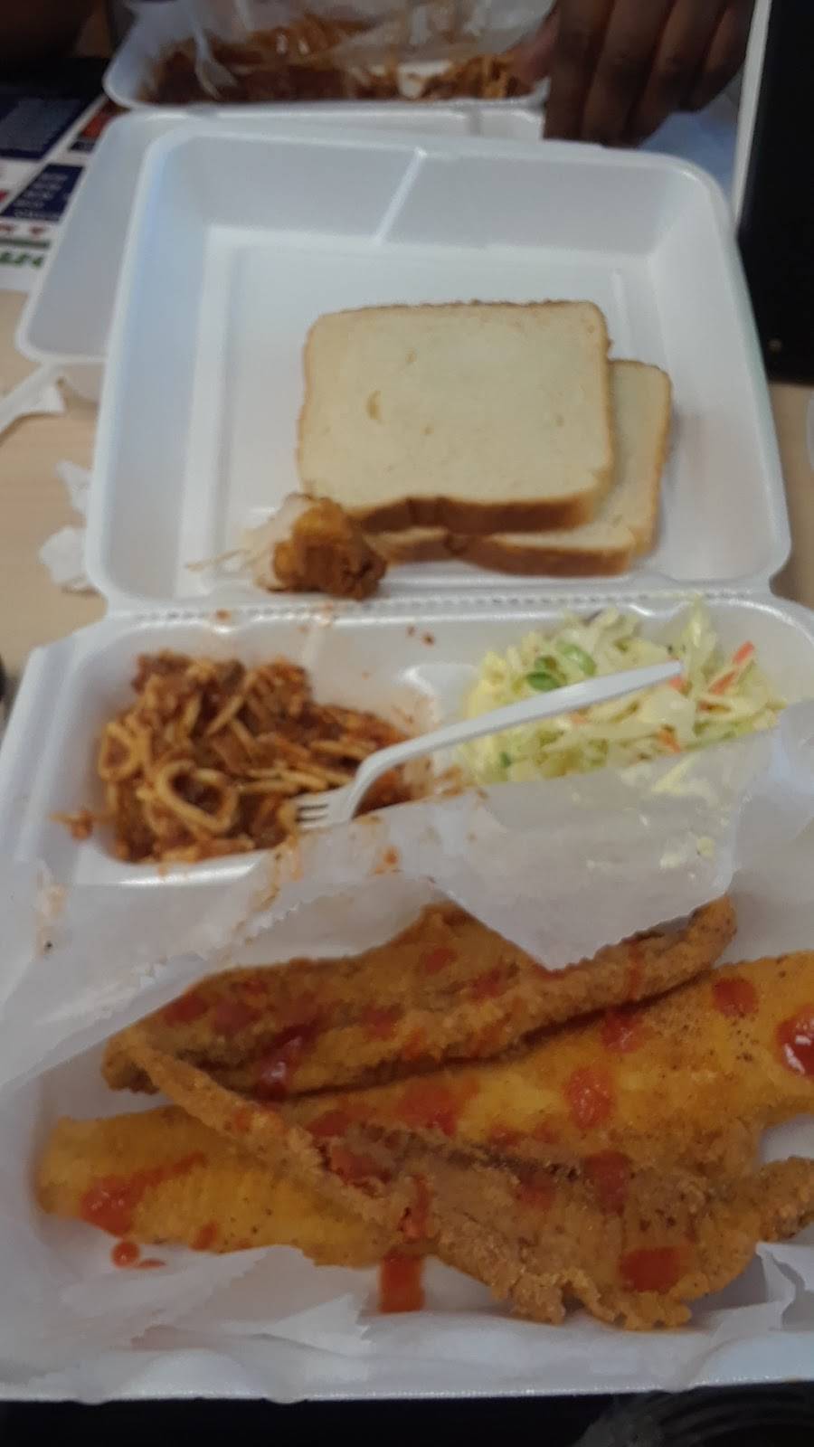 Captain Dons. Fresh Fish &More | restaurant | 3659 N Watkins St, Memphis, TN 38127, USA | 9014254162 OR +1 901-425-4162