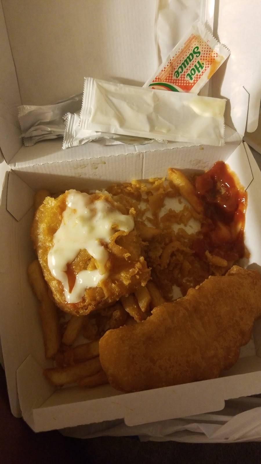 Long John Silvers | restaurant | 2785 28th St SE, Grand Rapids, MI 49512, USA | 6169429090 OR +1 616-942-9090