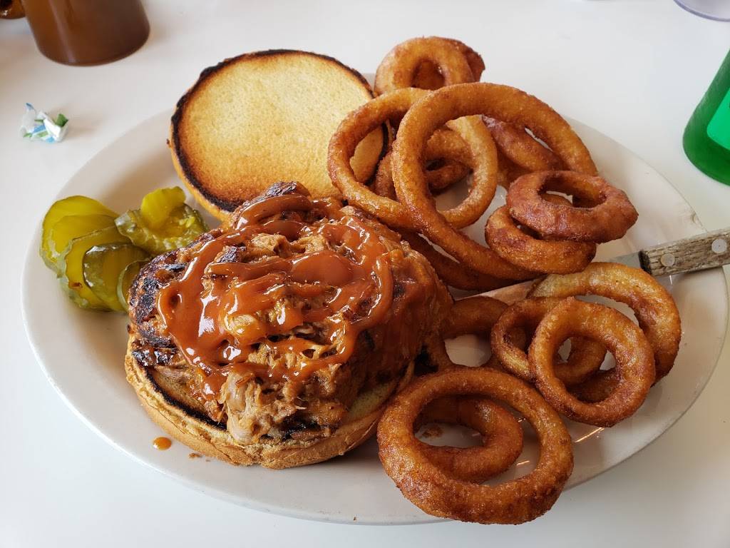 Dennys Diner | restaurant | 2 W Munroe Ave, Wisconsin Dells, WI 53965, USA | 6082547647 OR +1 608-254-7647