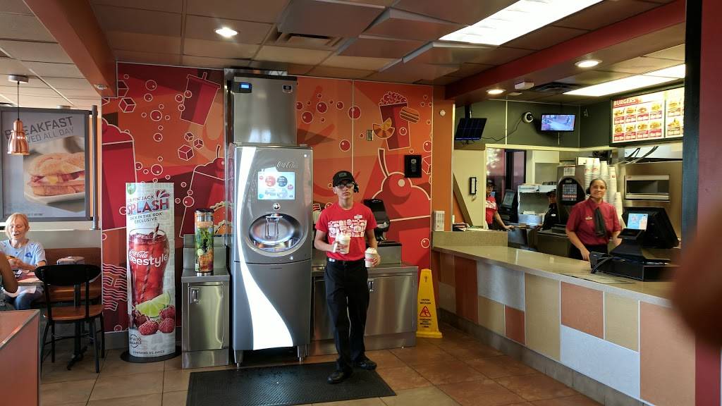 Jack in the Box | restaurant | 3350 Stine Rd, Bakersfield, CA 93309, USA | 6613976872 OR +1 661-397-6872