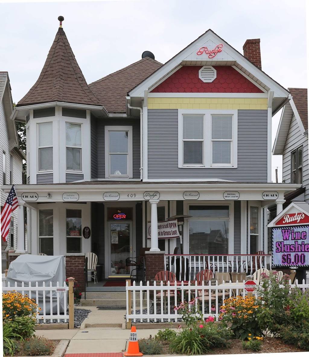 Rudys | restaurant | 409 W Brackenridge St #3313, Fort Wayne, IN 46802, USA | 2604510115 OR +1 260-451-0115