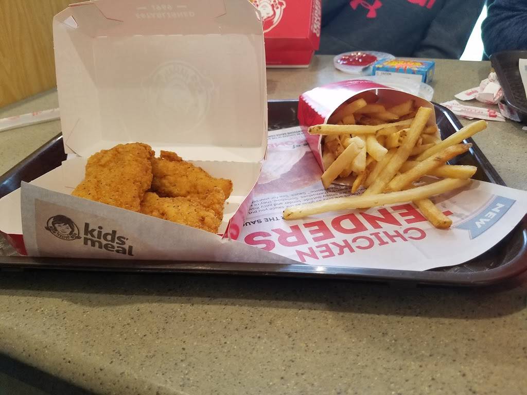 Wendys | restaurant | 116 Boston St, Lynn, MA 01904, USA | 7815961030 OR +1 781-596-1030