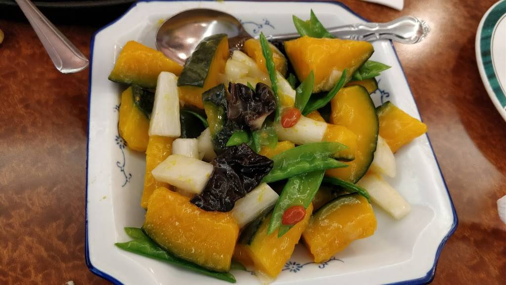 Happy Family Restaurant | restaurant | 18425 Colima Rd, Rowland Heights, CA 91748, USA | 6269659923 OR +1 626-965-9923