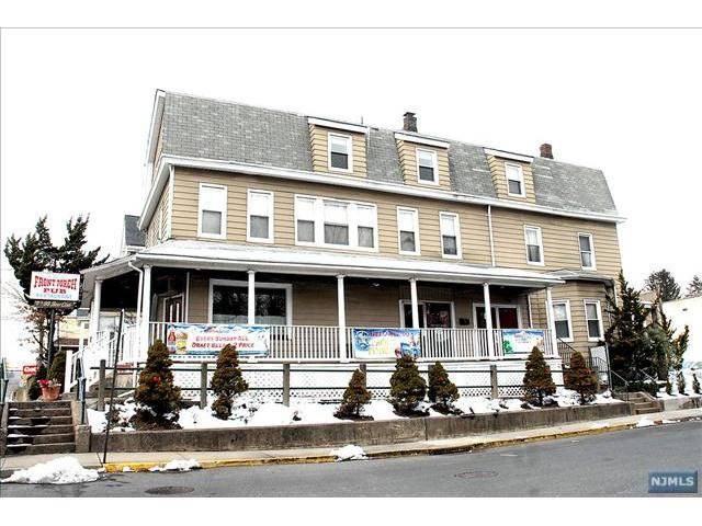 The Front Porch Pub | restaurant | 217 Wagaraw Rd, Hawthorne, NJ 07506, USA | 9733103828 OR +1 973-310-3828