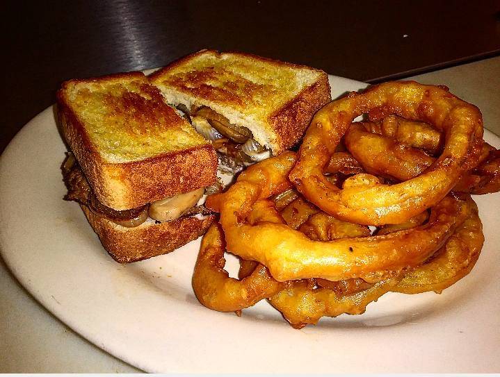 E Js Restaurant | restaurant | 1424 Perch Rd, Pinnacle, NC 27043, USA | 3363689581 OR +1 336-368-9581