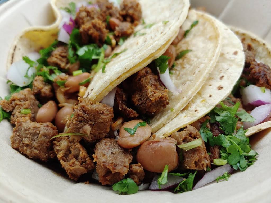 QDOBA Mexican Eats | restaurant | 700 E Coliseum Blvd Ste C, Fort Wayne, IN 46805, USA | 2604710040 OR +1 260-471-0040