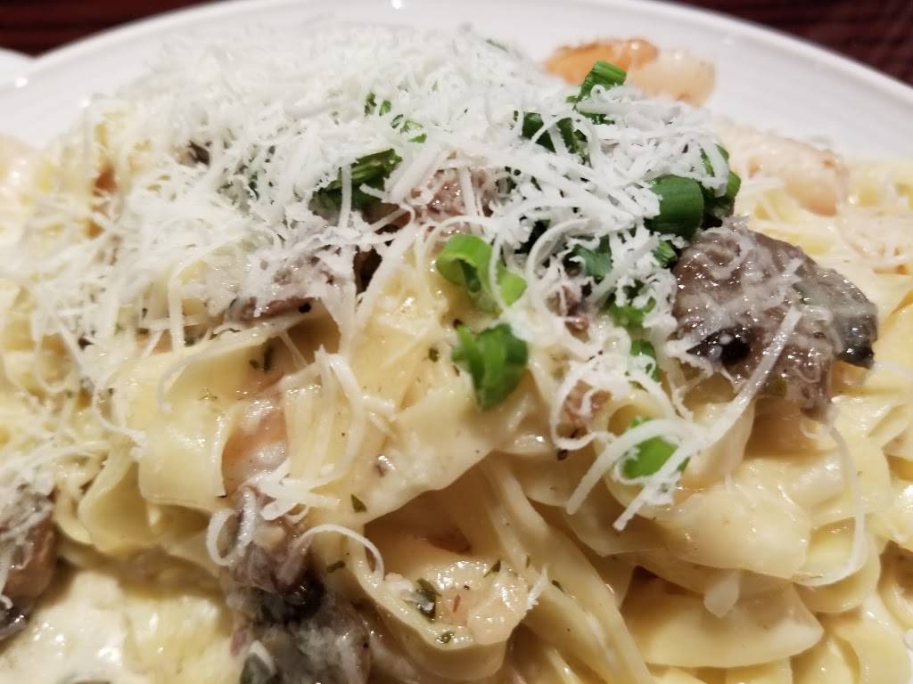 Carrabbas Italian Grill | restaurant | 11435 N Dale Mabry Hwy, Tampa, FL 33618, USA | 8132659844 OR +1 813-265-9844