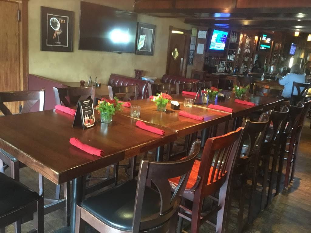 Vinolas Restaurant & Bar | restaurant | 193 E Main St, Leola, PA 17540, USA | 7176567001 OR +1 717-656-7001