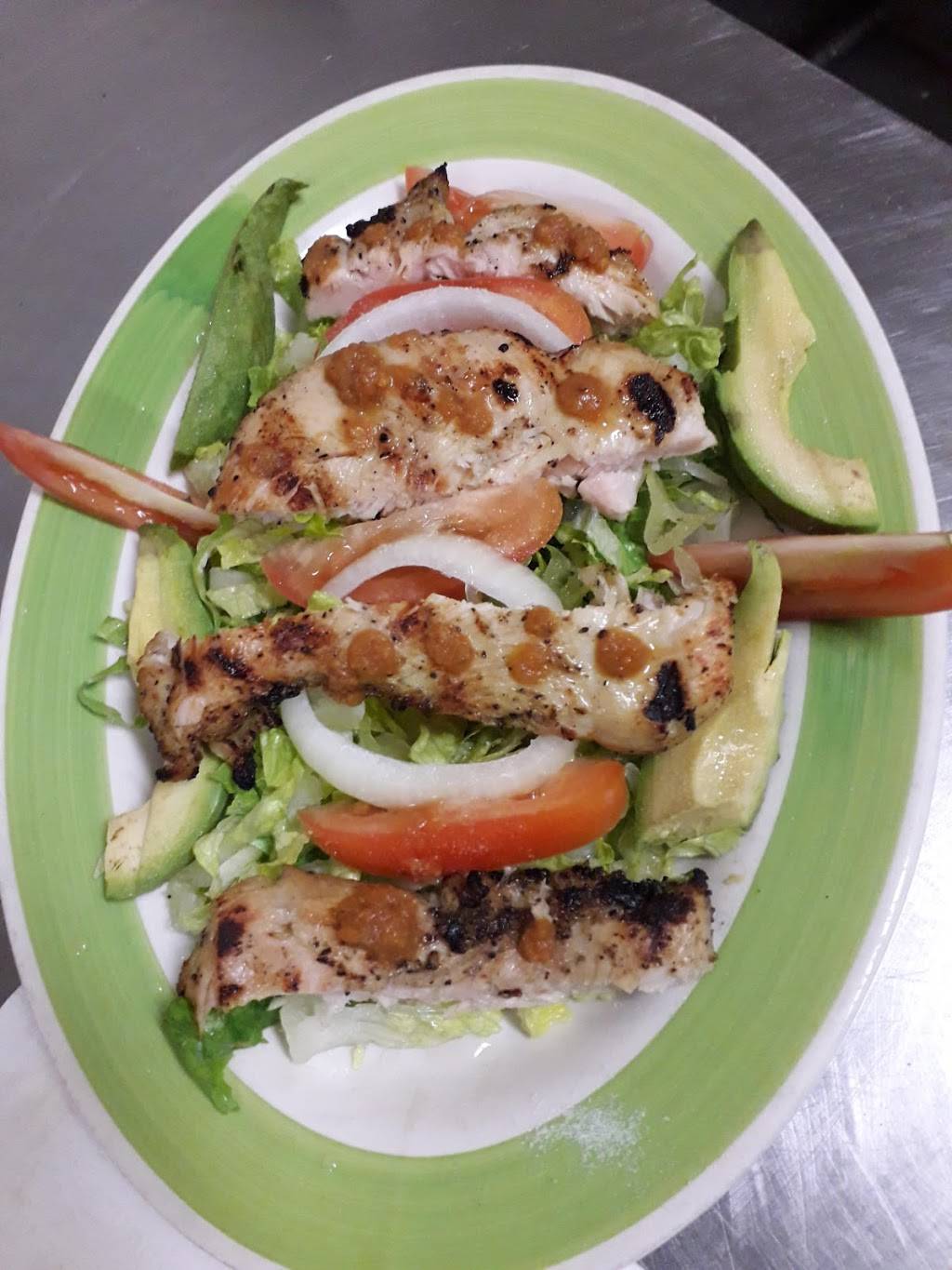 El Charro | restaurant | Paper Mill Dr, Lincoln, NH 03251, USA | 6037453000 OR +1 603-745-3000