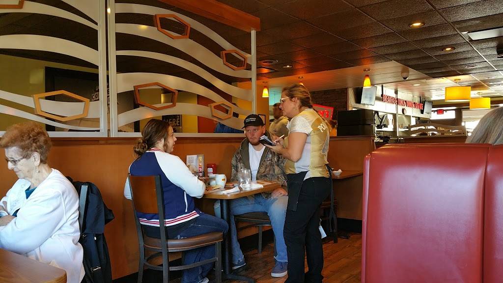 Dennys | restaurant | 1395 W E Chestnut St, Washington, PA 15301, USA | 7242225555 OR +1 724-222-5555