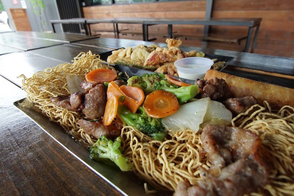 Hughies | restaurant | 4721 N Main St Suite A, Houston, TX 77009, USA | 2818889415 OR +1 281-888-9415