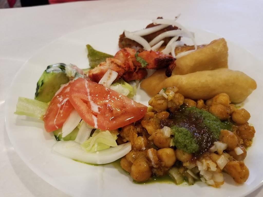 Santoor Grill | restaurant | 25705 Union Tpke, Queens, NY 11004, USA | 7183433939 OR +1 718-343-3939