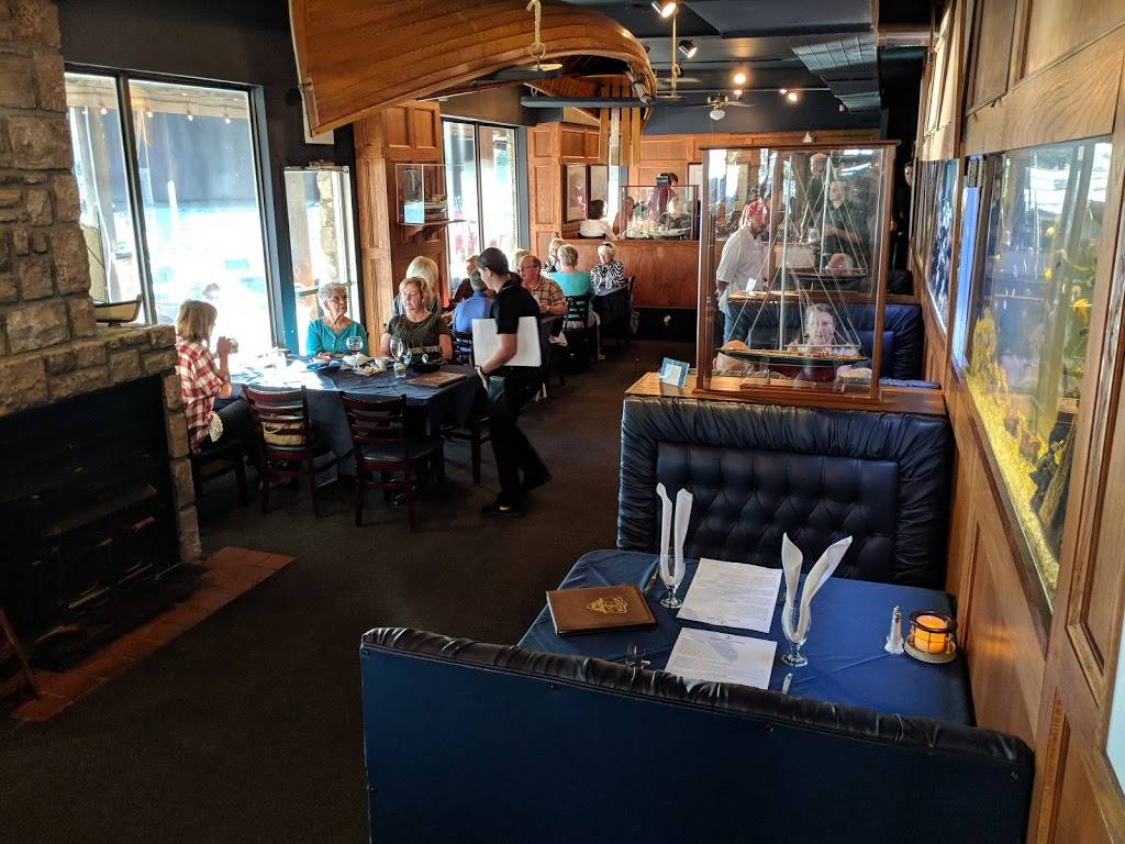 Marina Grog & Galley | restaurant | 22 A St, Lake Lotawana, MO 64086, USA | 8165785511 OR +1 816-578-5511