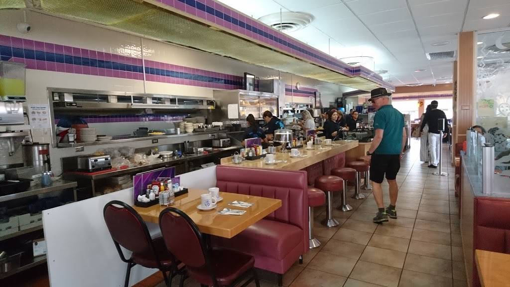 Blueberry Hill | Family Restaurant | restaurant | 3790 E Flamingo Rd, Las Vegas, NV 89121, USA | 7024339999 OR +1 702-433-9999