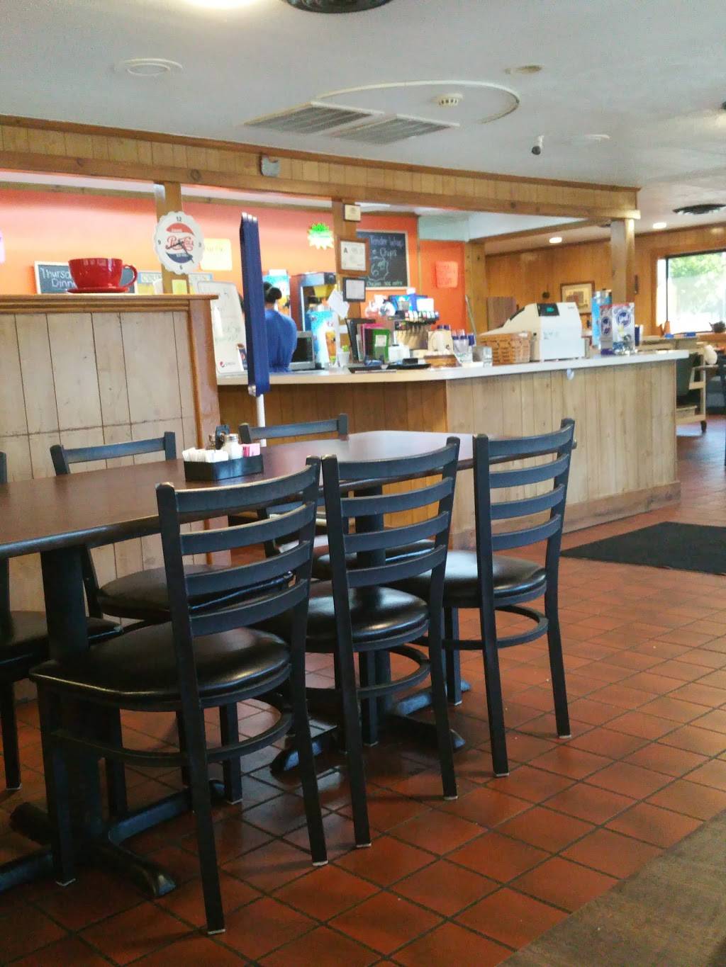 Hadleys Restaurant | restaurant | 328 Wilkesboro Ave, North Wilkesboro, NC 28659, USA | 3368388351 OR +1 336-838-8351